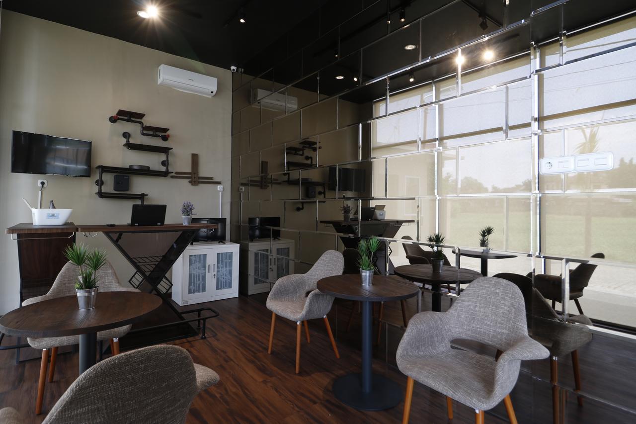 Reddoorz Plus Near Universitas Sumatera Utara Μεντάν Εξωτερικό φωτογραφία